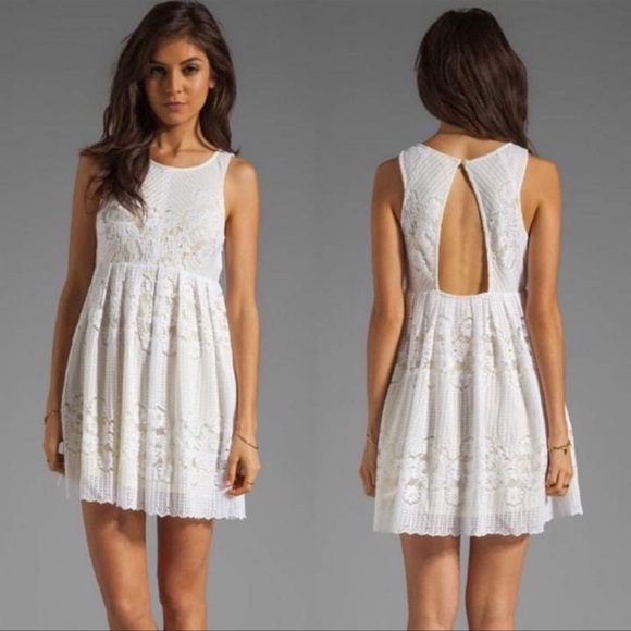 Free People Dresses & Skirts - Free People Rocco Dress in White with Canary Yellow Lining Sz 0